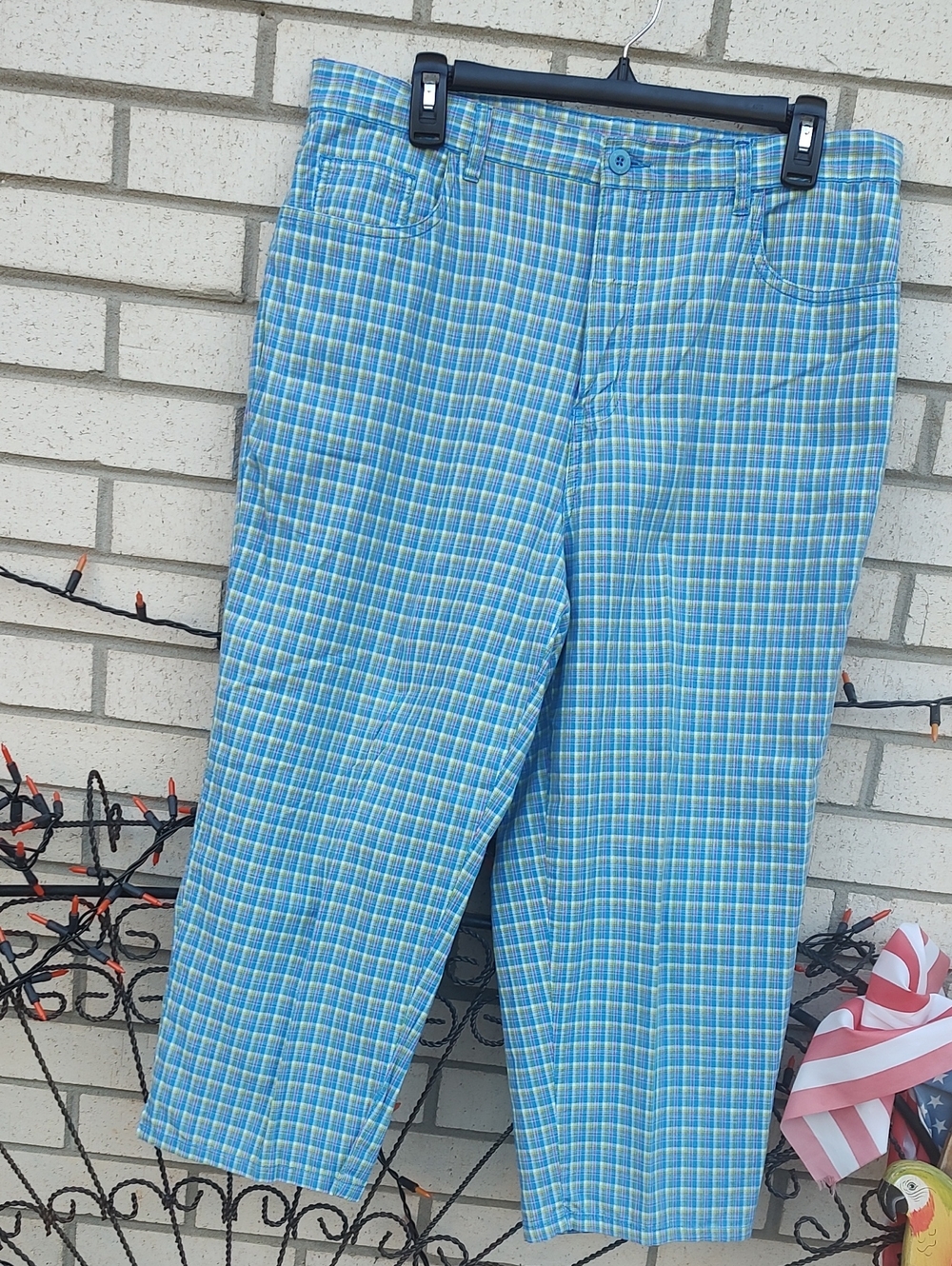 Bill blass/ Plaid Capris Pants